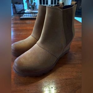 *NEW* Sorel Wedge Boot